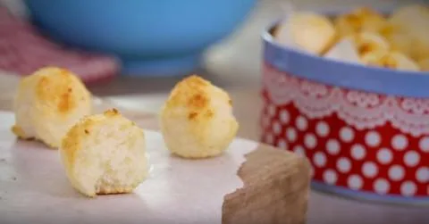 Coconut Macaroons
