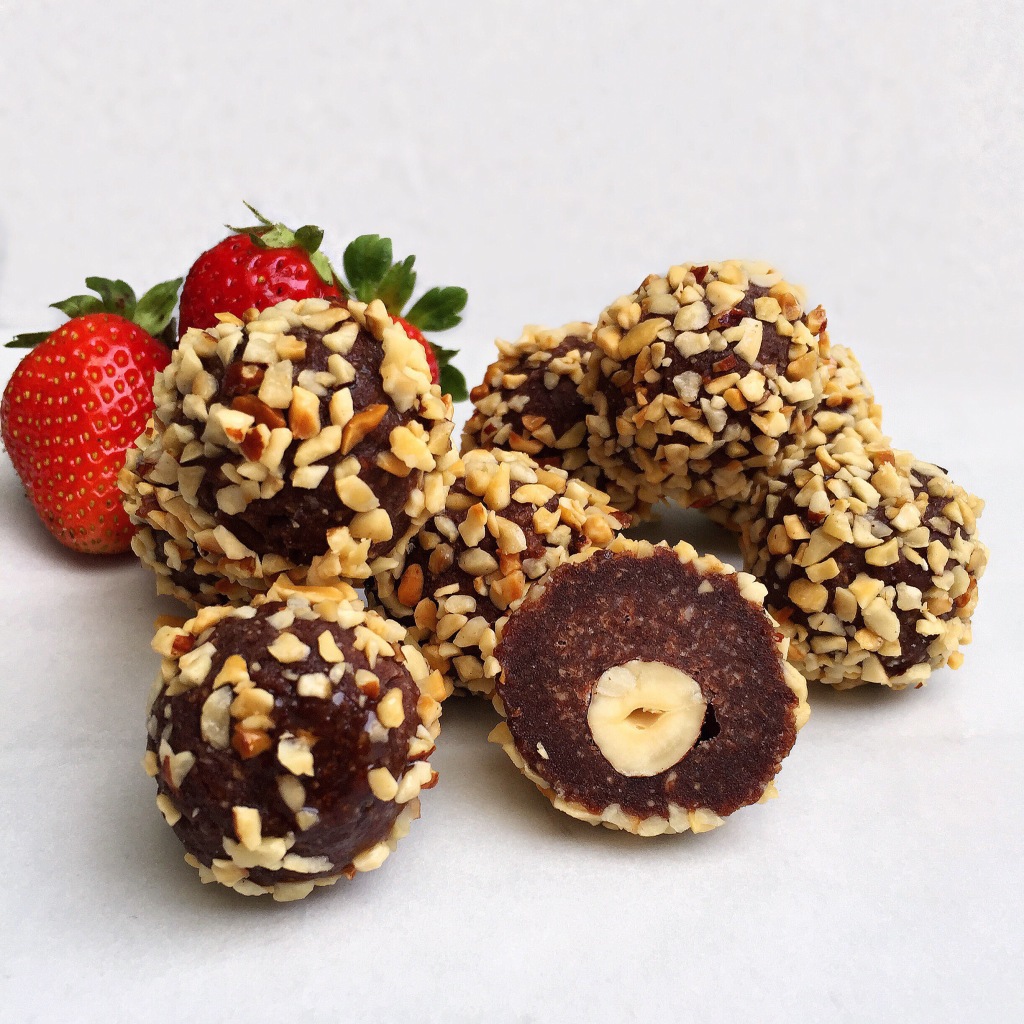 5 Ingredient Healthy Ferrero Rocher Truffles