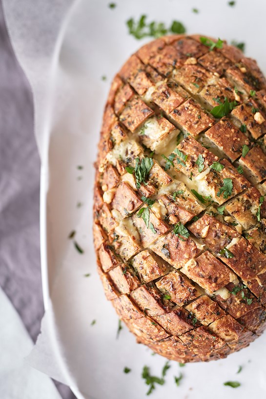 Parmesan & Garlic Pull Apart Bread