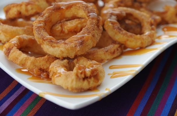 Dessert Apple Rings With Cinnamon Cream Syrup
