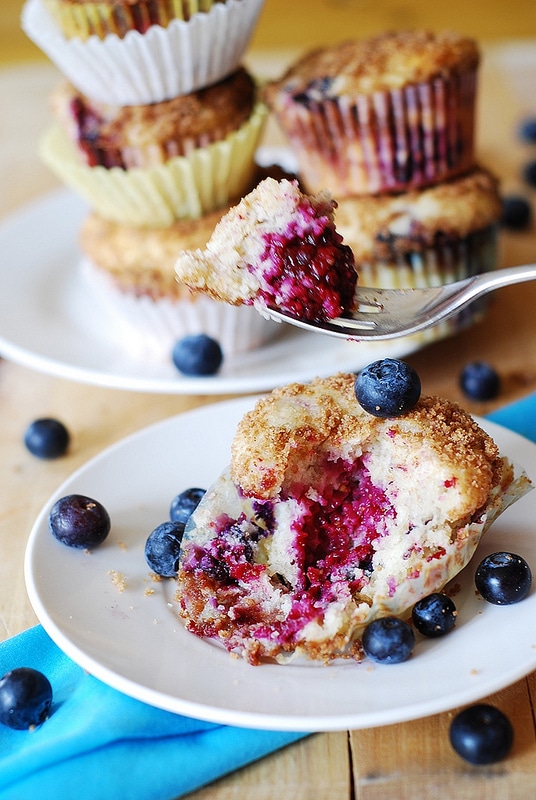 Berry-Yoghurt Muffins