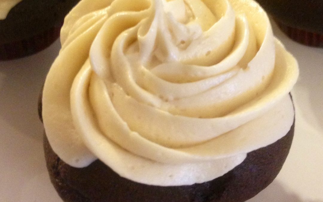 Creamy Butter Frosting Sam's Kitchen