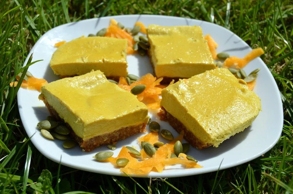Raw Pumpkin Pie Cake Recipe