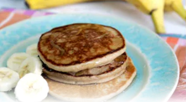 Banana, Peanut Butter and Oat Pancakes