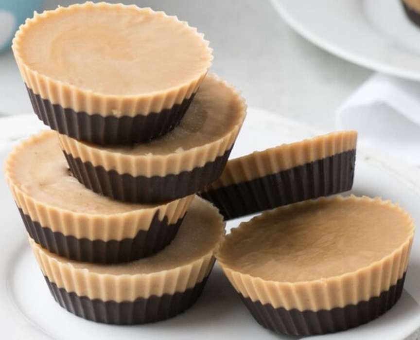 Low-Carb Irresistible Chocolate Peanut Butter Cups
