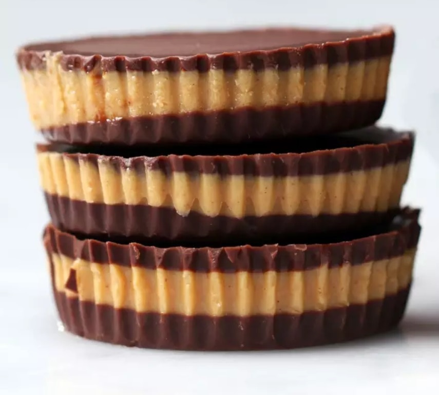 5-Ingredient Chocolate Peanut Butter Cups