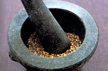 How To Grind Whole Spices